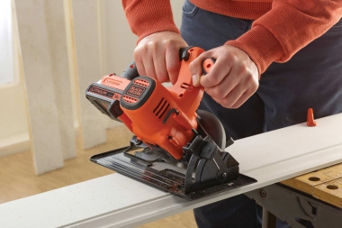 BLACK&DECKER BDCCS18N pilarka tarczowa piła 140mm 18V bez akumulatora