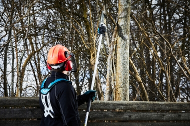 MAKITA DUA300Z piła łańcuchowa na wysięgniku 36V 2x18V bez akumulatora