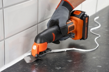 BLACK&DECKER BDCOS18D1K narzędzie wielofunkcyjne 18V 2,0Ah osprzęt walizka