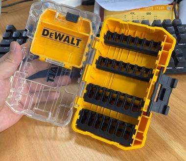 DEWALT DT70801 mała skrzynka pudełko TOUGH CASE 2szt. zestaw