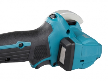 MAKITA DMC300RTJ przecinarka piła 76mm 18V 2x5,0Ah makpac