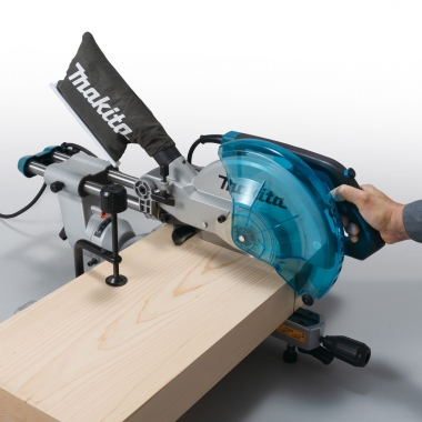 MAKITA LS1110F ukośnica z posuwem piła 260mm 1450W LED